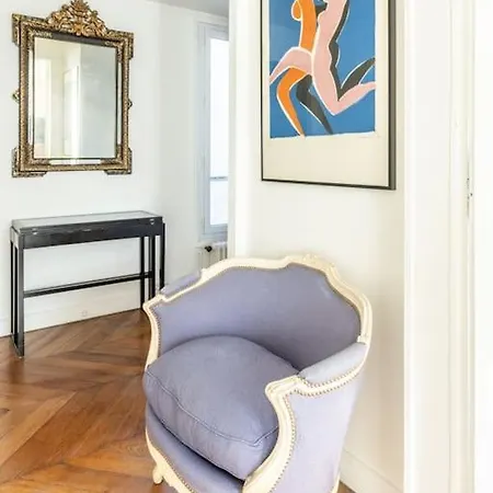 Beautiful Flat 3 Bedrooms In 9th Arrondissement Апартаменты Париж
